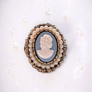 Vintage Cameo Ring Gold Pearl Adjustable